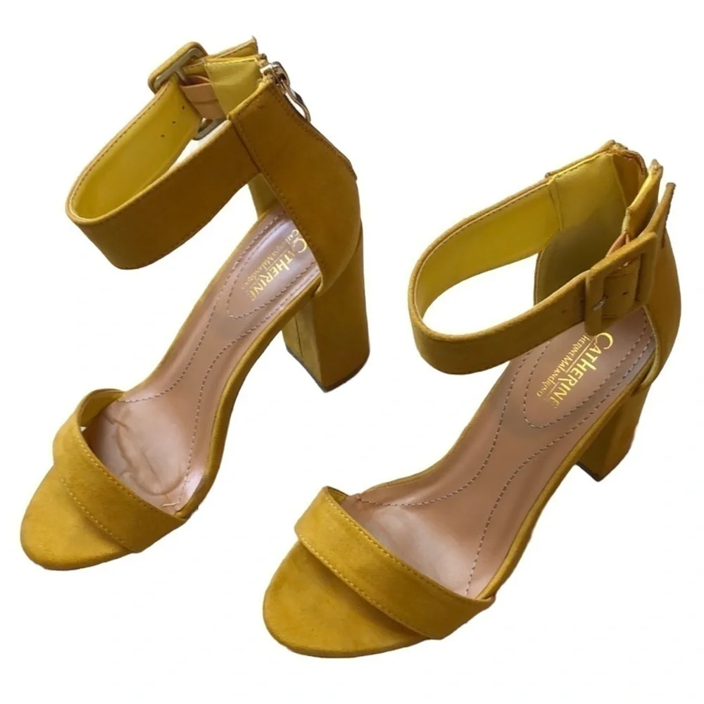Catherine Malandrino Faux Suede Ankle Strap Sandals‎ 8